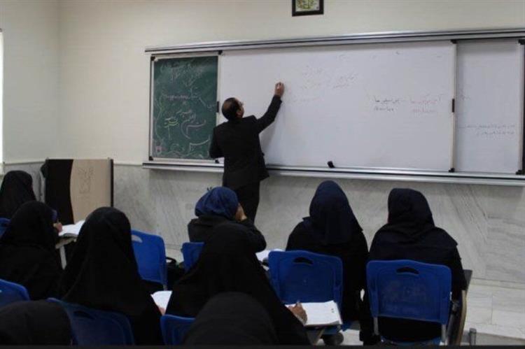 اعضای هیئت علمی کشور خواستار افزایش 2 برابری حقوق شدند