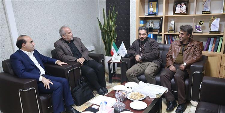 دیدار رئیس کانون سراسری فرهنگ، هنر و رسانه با مدیرکل صمت آذربایجان غربی
