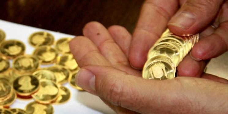 افزایش قیمت دلار و کاهش قیمت طلا در معاملات روز چهارشنبه