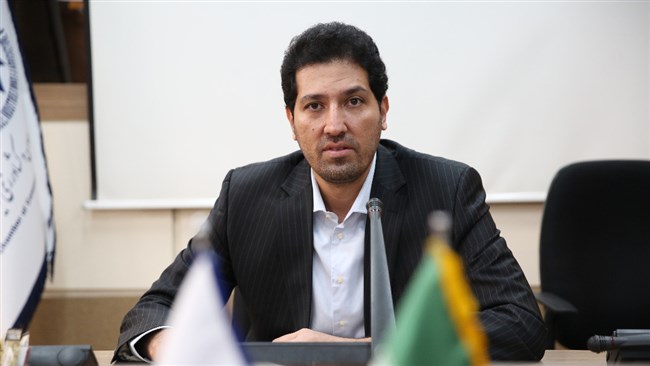 تأمین پایدار مواد اولیه و ایجاد هماهنگی زنجیره ارزش در صنعت غذا را دنبال می‌کنیم