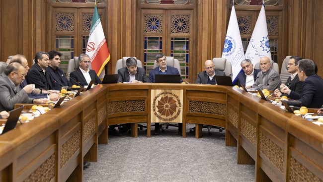 سقف سرمایه در گردش به 70 همت افزایش یافته است | لزوم انتقال دفاتر مرکزی شرکت‌های دولتی به استان