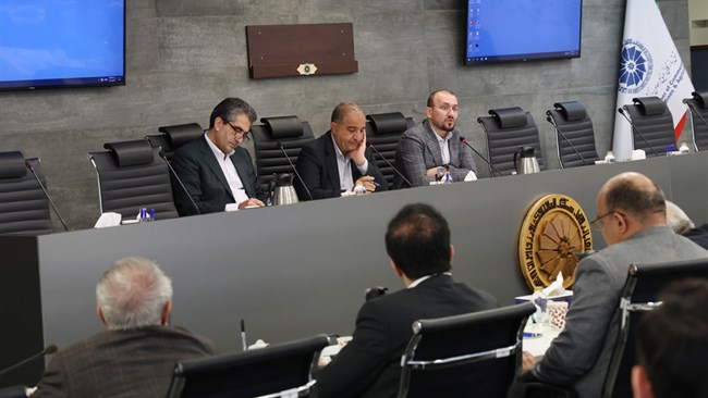 حل مسئله کمبود نقدینگی، تأخیر در تخصیص ارز و قیمت‌گذاری، مطالبات فعالان کشاورزی از مجلس + ویدئو