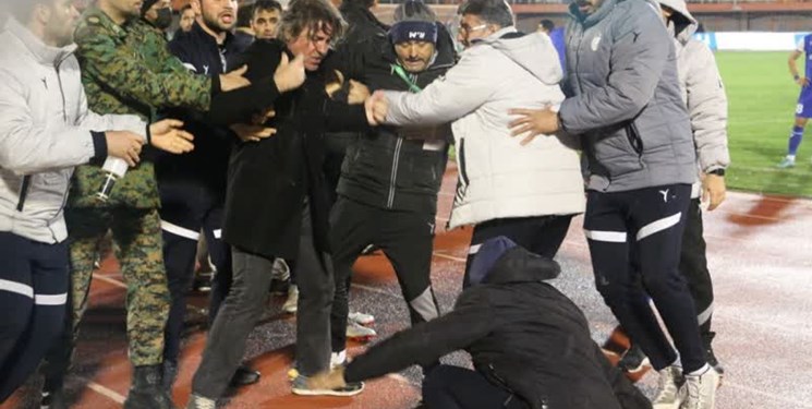 توضیحات پلیس درباره درگیری در بازی فوتبال دو تیم استقلال و مس کرمان