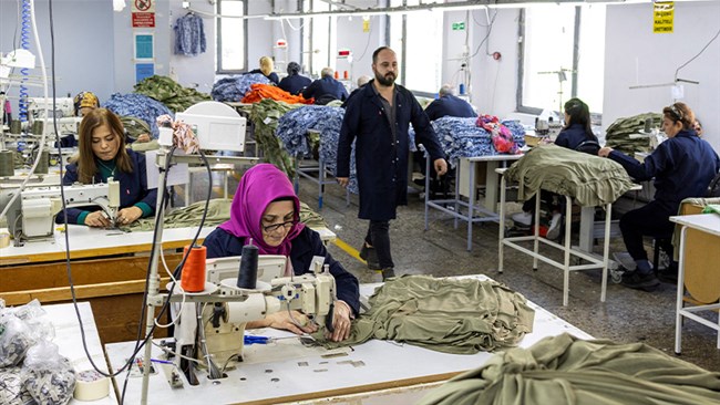 در نیمه نخست 2025، بحران در صنعت نساجی ترکیه 3200 شرکت را تعطیل کرد | 2 برابر شدن تعطیلی‌ها نسبت به سال گذشته