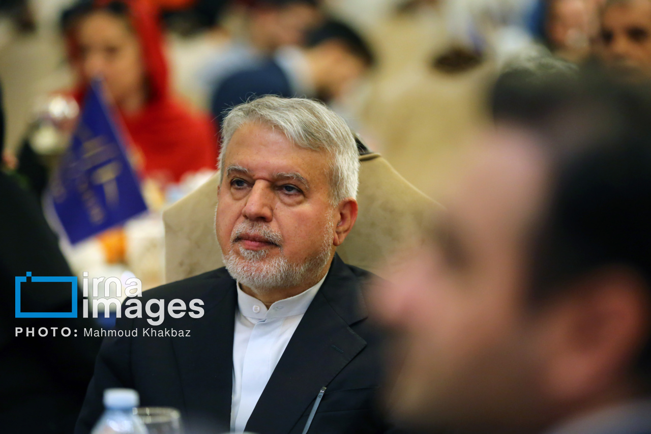 تأکید صالحی‌امیری بر استفاده از نوآوری و فناوری برای معرفی فضاهای تمدنی