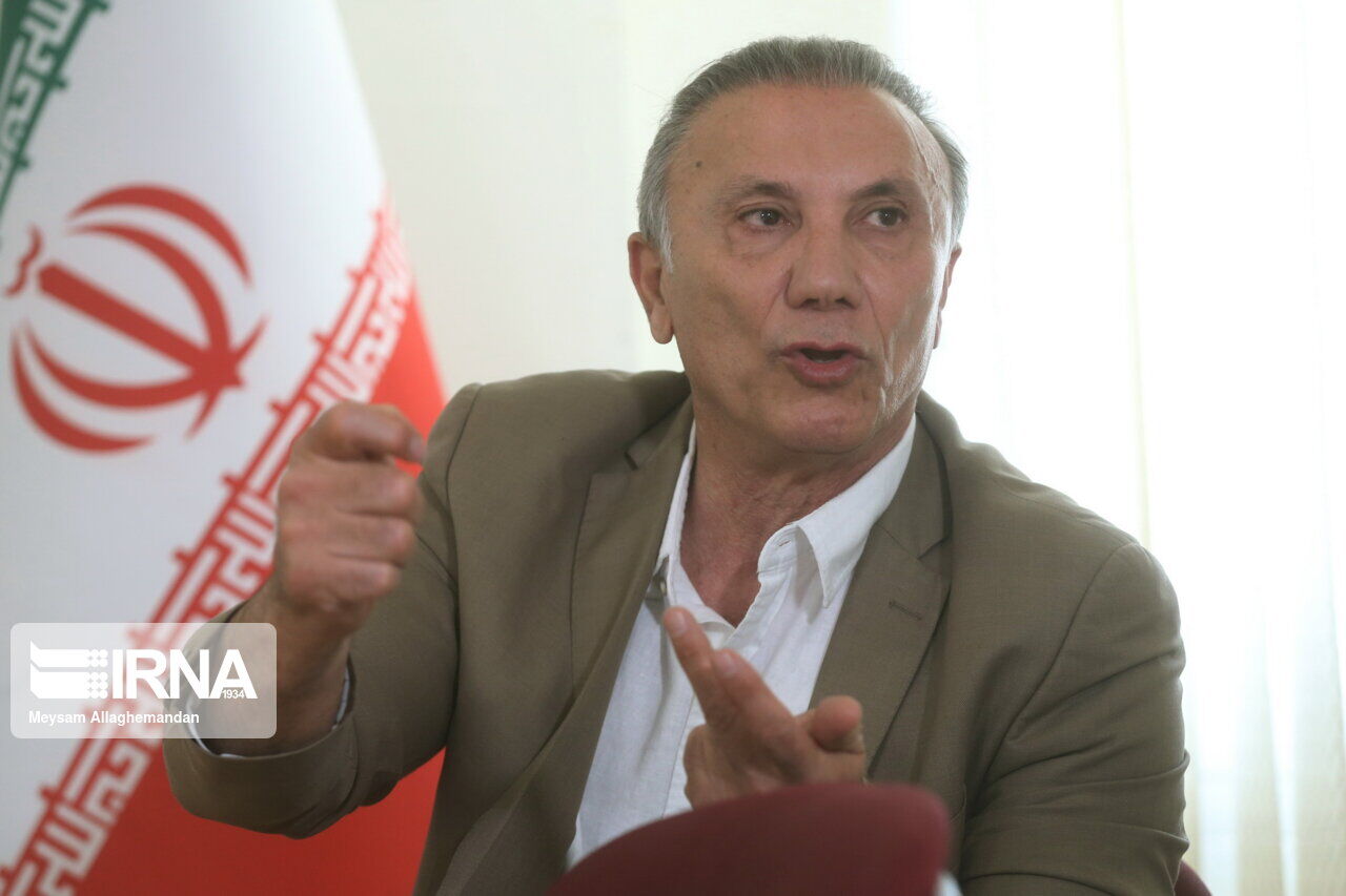 درخشان: پرسپولیس نیاز به خانه‌تکانی اساسی دارد؛ شانسی برای کسب سهمیه لیگ نخبگان نداریم