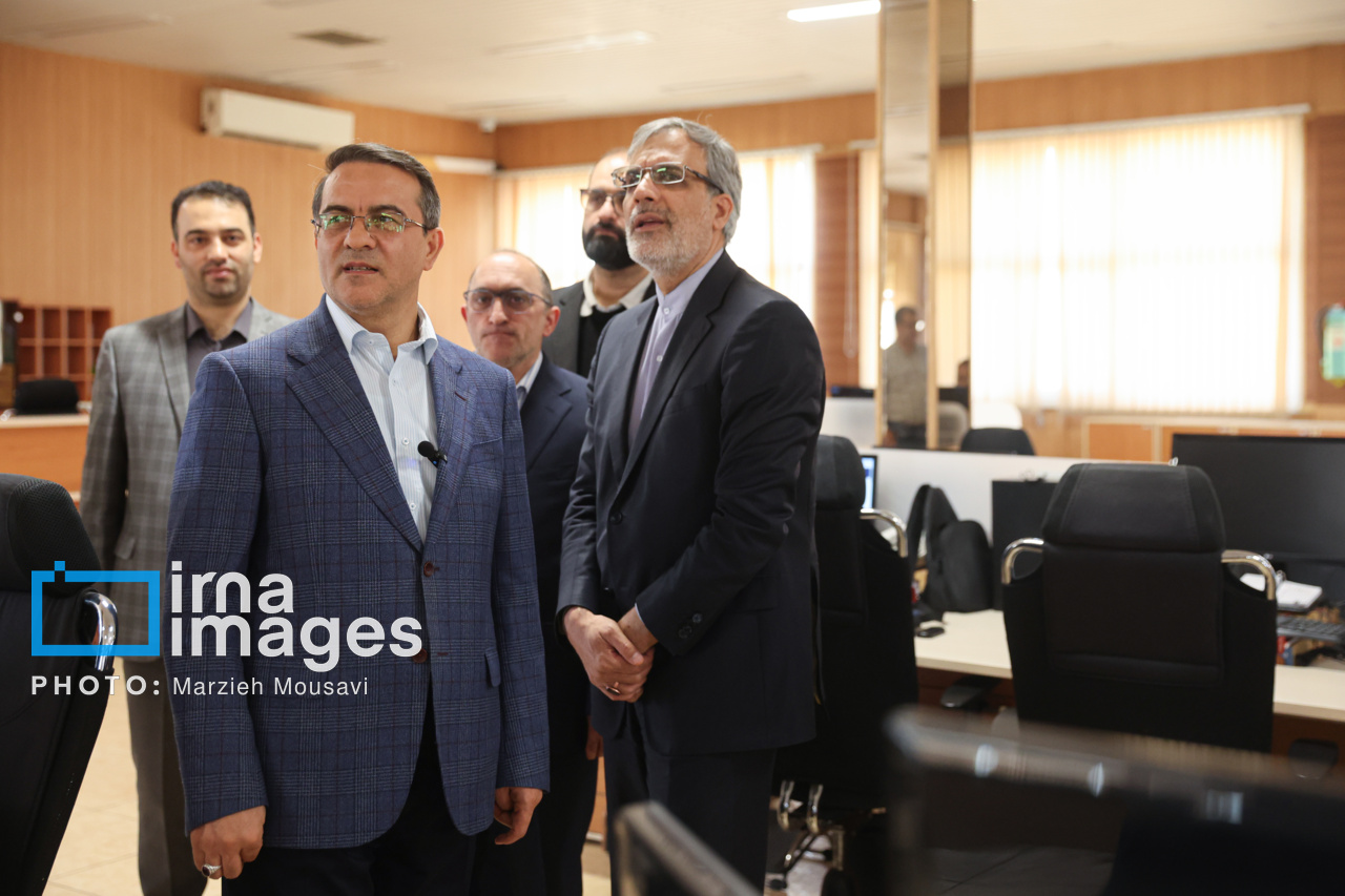 رئیس سازمان اداری و استخدامی از آژانس خبری کارآفرینان اقتصاد بازدید کرد