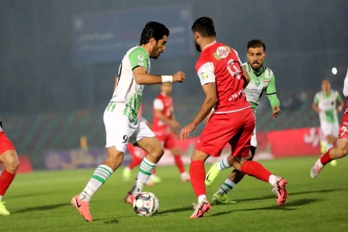 پوستر متفاوتِ باشگاه خیبر برای تقابل با پرسپولیس؛ برادران امیری در یک قاب + عکس