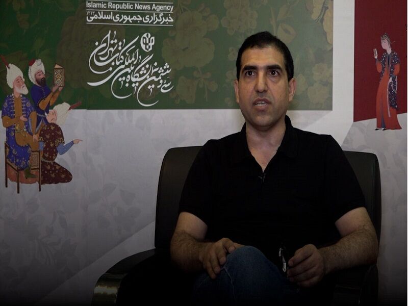 نبودِ ناشران الکترونیک در نمایشگاه موجب شکل‌گیری بازار غیرقانونی می‌شود+ فیلم