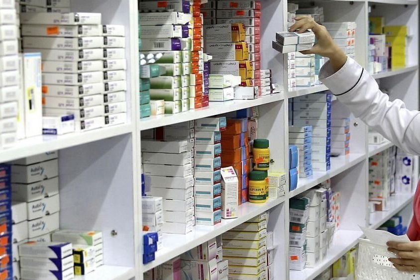 اصلاح قیمت داروها با هماهنگی سازمان‌های بیمه‌گر و حفظ گستره حمایتی است