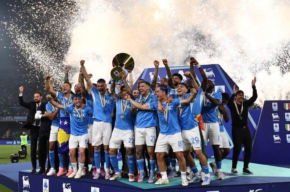 ناپولی و زندگی با روح دون دیگو