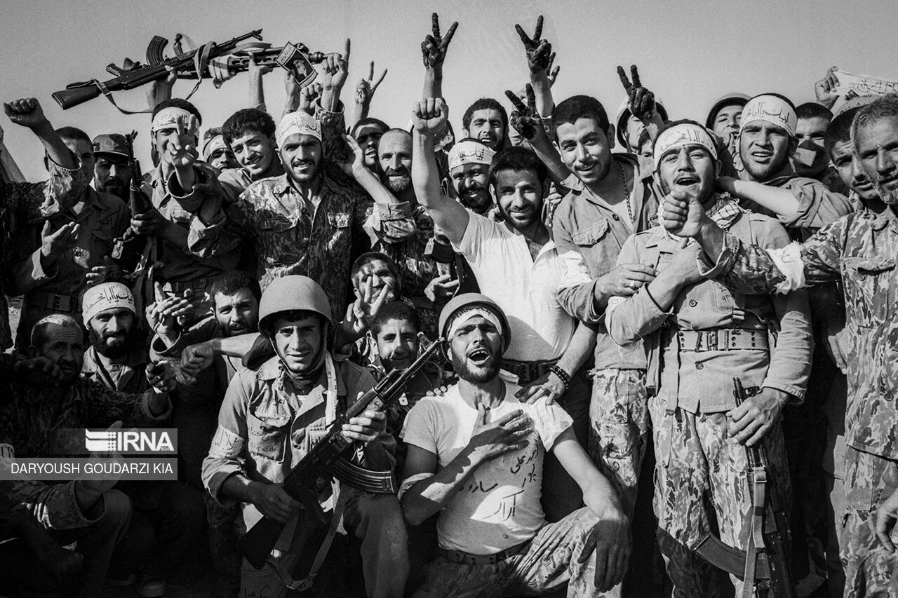 سوم خرداد نماد پایداری و پیروزی مردم در برابر استکبار است