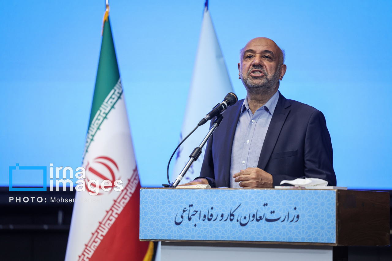 برنامه‌های کلیدی سال ۱۴۰۴ در حمایت از اشتغال، ایمنی و مسکن کارگری