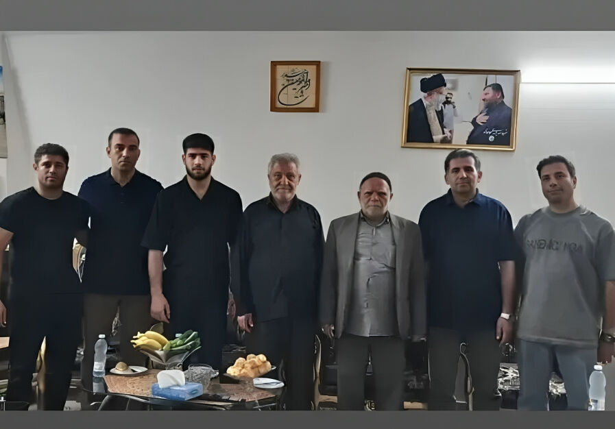 یوسفی مدال طلای آسیا خود را به خانواده شهید موسوی اهدا کرد