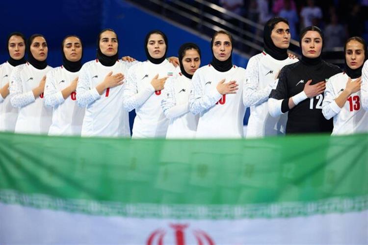 فریده شجاعی: فدراسیون موافق همکاری با شهرزاد مظفر است/ سرمربی فوتسال زنان مخالف دارد