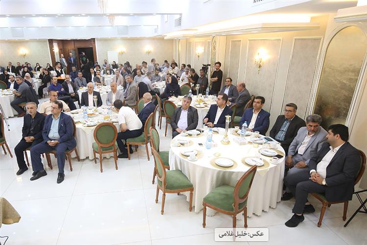 جلسه هم اندیشی کانون انجمن های صنفی کارفرمایی آذربایجان شرقی