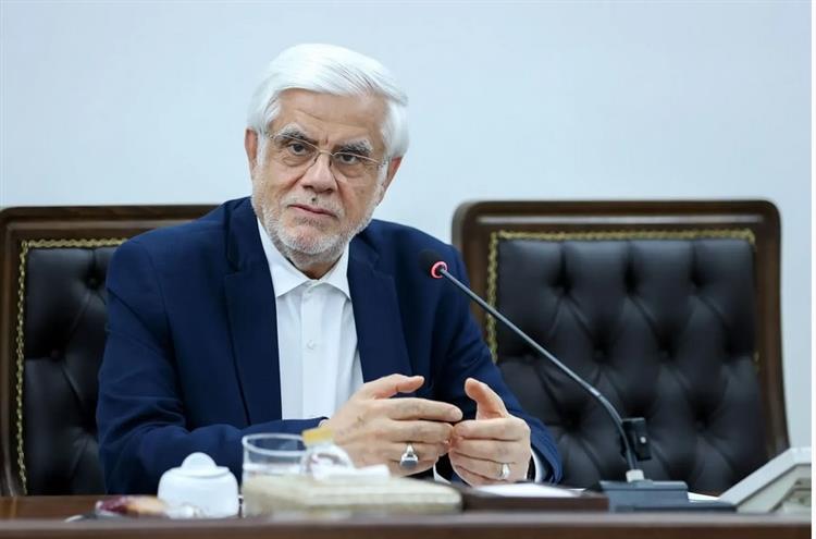 عارف: پرستاران، مظهر صبوری در عرصهٔ سلامت و پشتیبان استوار ملت‌اند