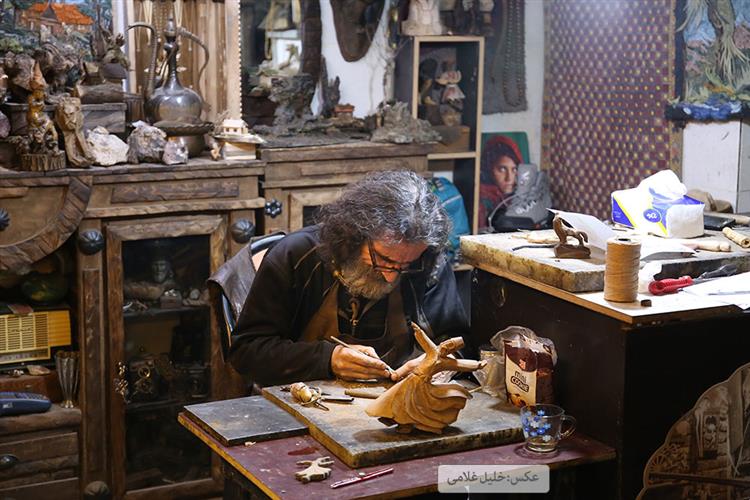 کارگاه چرم و چوب ایوب مرکب‌ساز